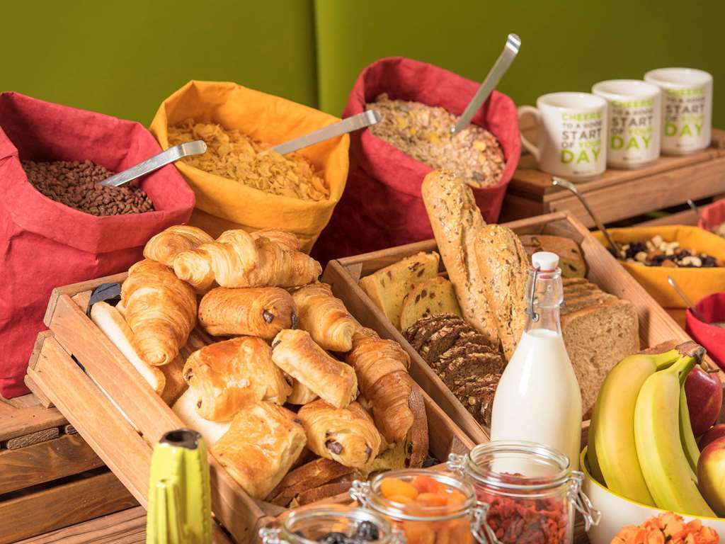 فندق Ibis Styles Bangkok Sukhumvit 4 المطعم الصورة